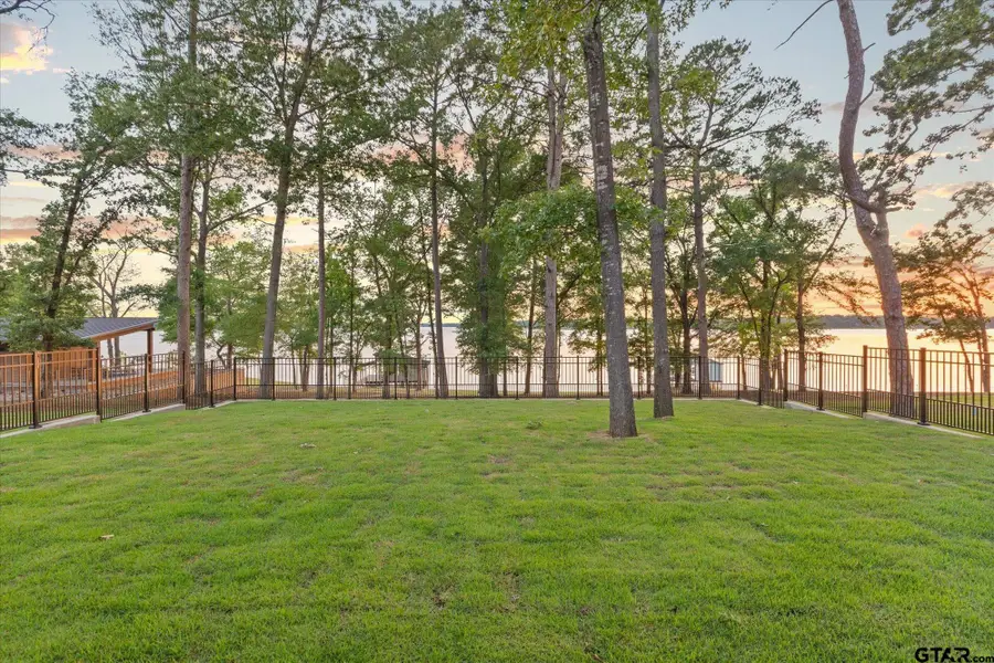 426 Lost Pines, Pittsburg, TX 75686 - #3