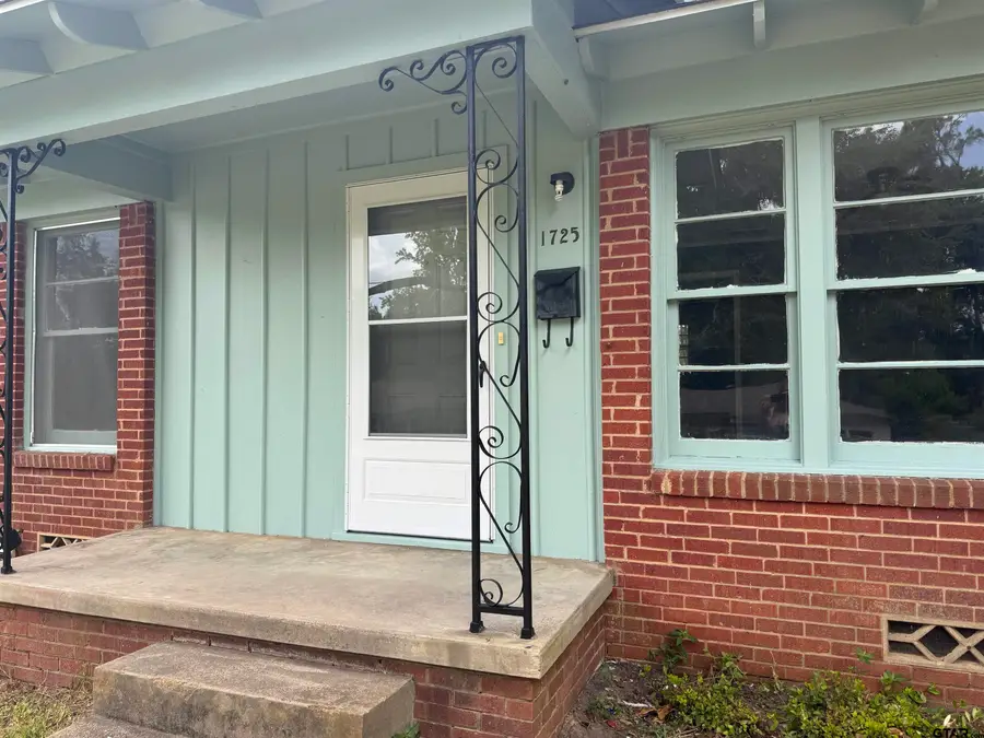 1725 S. Mahon, Tyler, TX 75701 - #2