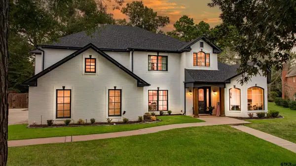 219 Hunters Cir, Longview, TX 75605
