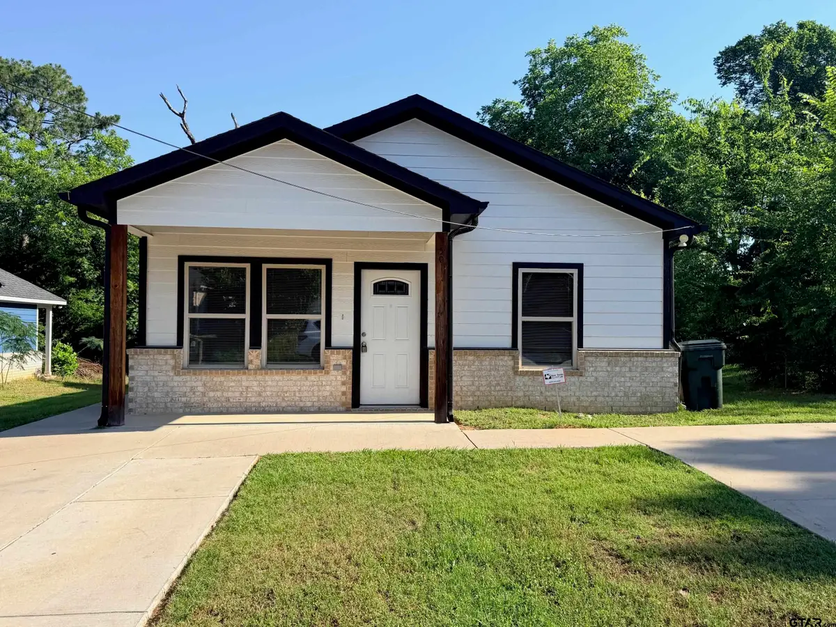 429/501 W Vance, Tyler, TX 75702 - #1