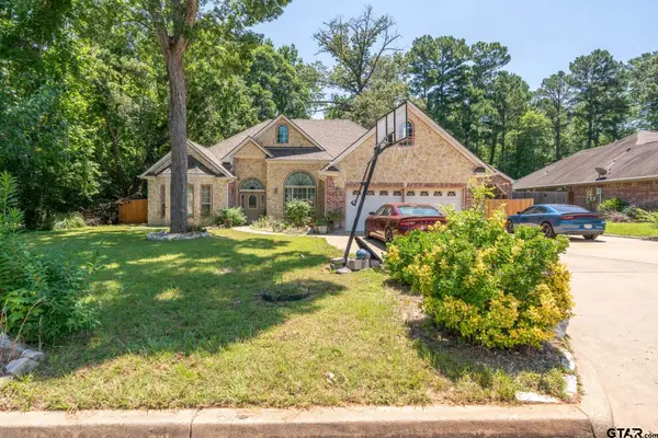 1316 Nottingham, White Oak, TX 75693