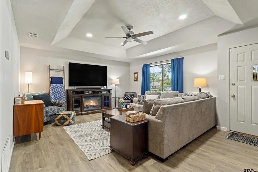 1316 Ridgeview Drive, Tyler, TX 75701 - #3