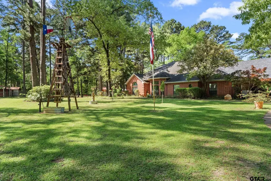 19132 Falls Creek Dr., Flint, TX 75762 - #2