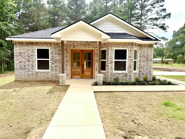 1219 Cherokee St, Longview, TX 75604