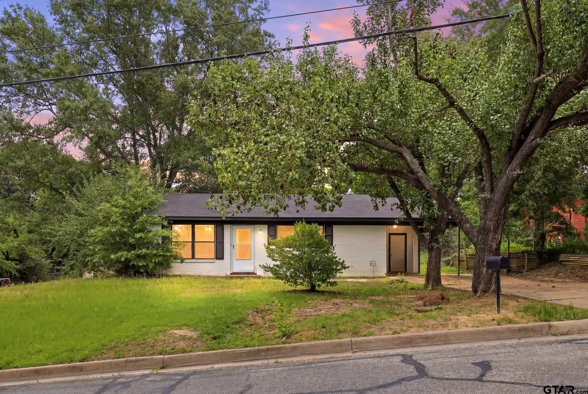 1919 Bradshaw, Tyler, TX 75702 - #1