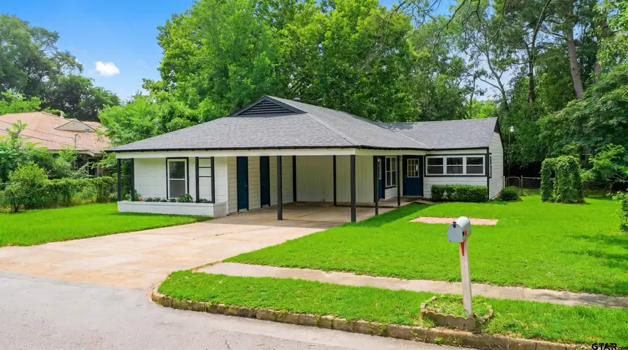 611 Hickory, Hughes Springs, TX 75656 - #3
