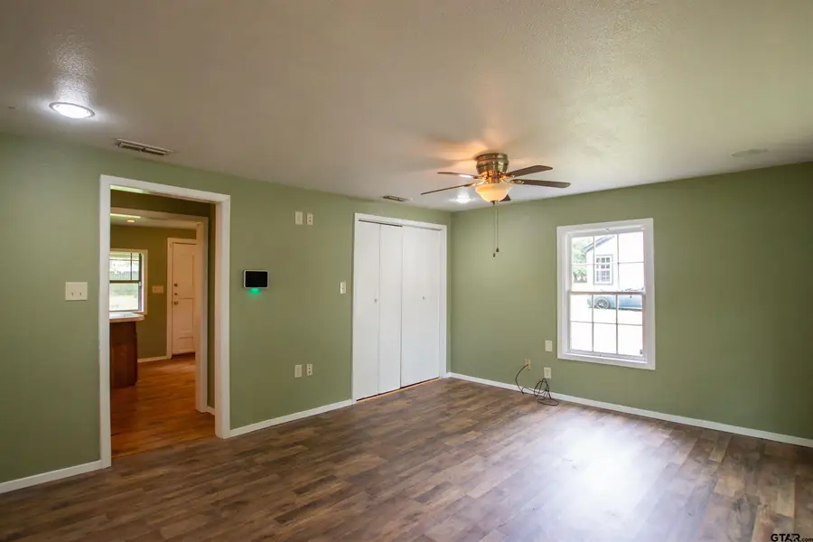 808 Owings St, Longview, TX 75602 - #2