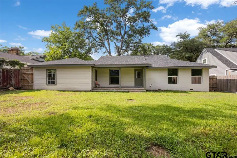 1118 W Camellia St, Tyler, TX 75701 - #2