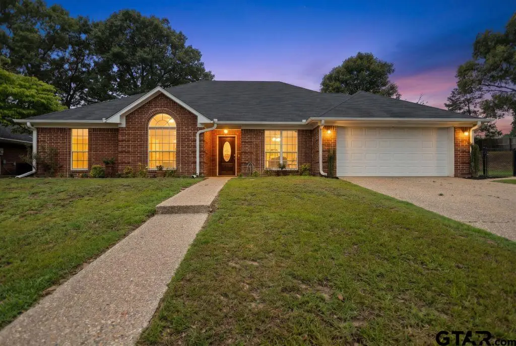 5707 Persimmon Dr, Tyler, TX 75707 - #1