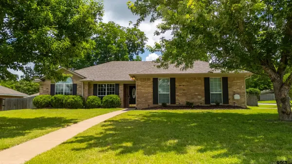 20700 Bluegrass Cir, Flint, TX 75762