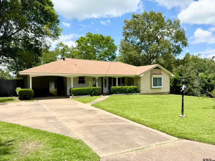208 Robinhood Circle, Crockett, TX 75835 - #2
