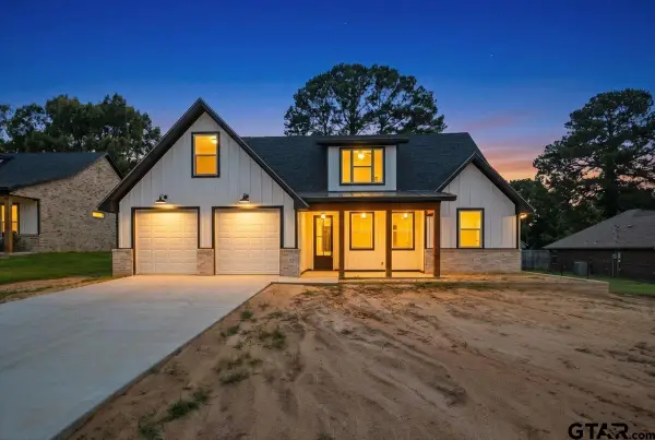 105 Brandon Street, Troup, TX 75789