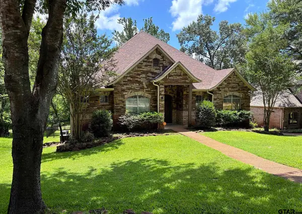 5200 Bayshore Dr., Athens, TX 75752