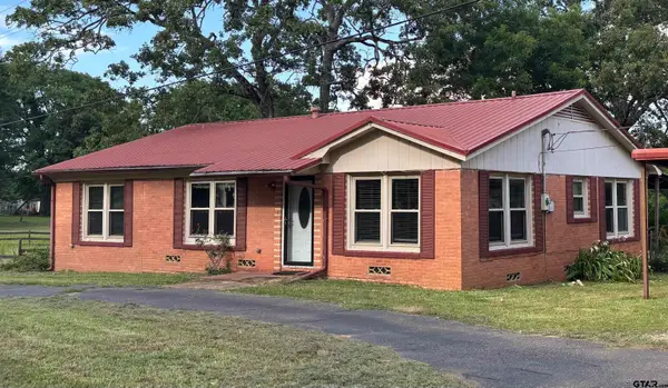 4188 Fm 1402, Mt Pleasant,  75455