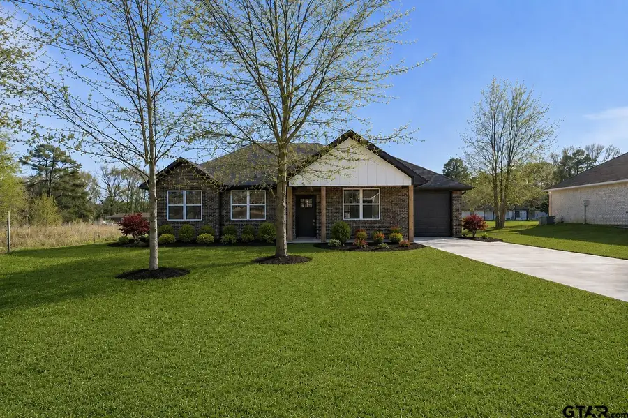 400 Guadalupe St, Bullard, TX 75757 - #2