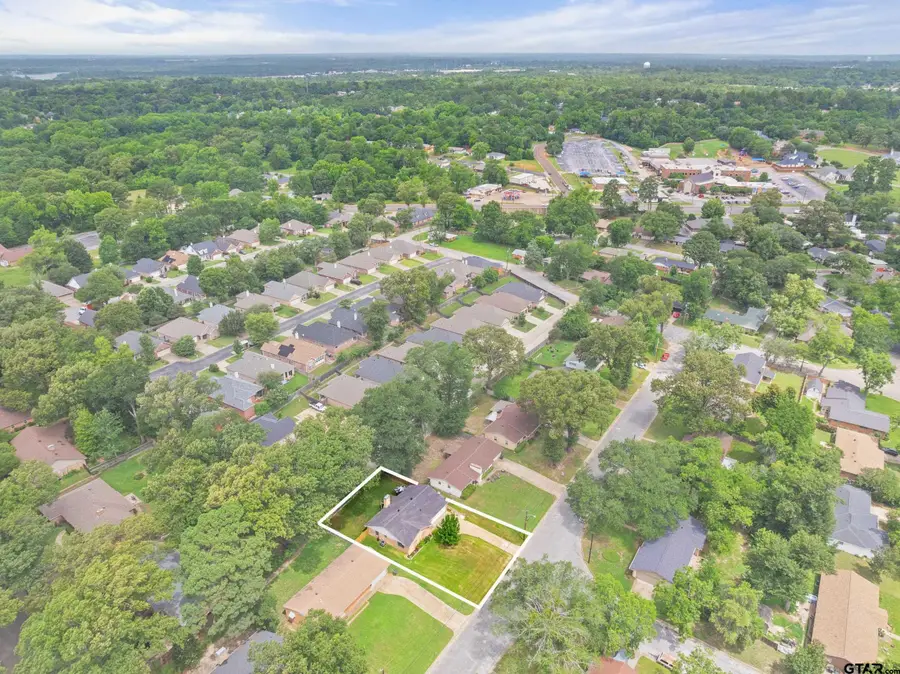 3433 Cloverdale Dr, Tyler, TX 75701 - #3