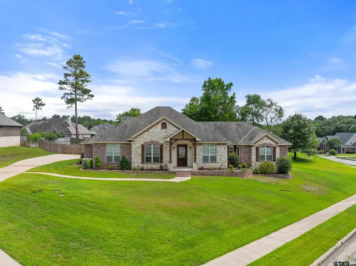 1202 Dreamcatcher, Tyler, TX 75703 - #1