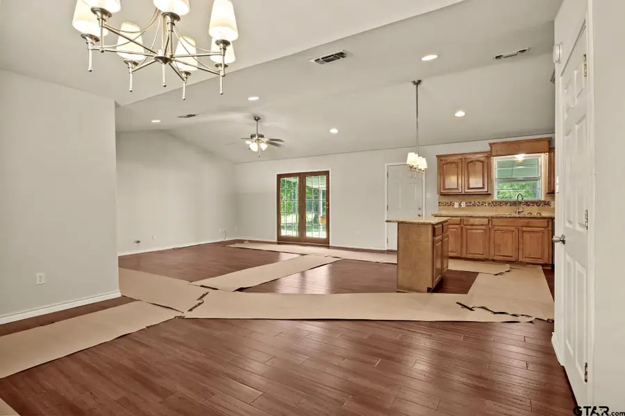 119 W Billy Daniels Parkway, Mount Pleasant, TX 75455 - #3