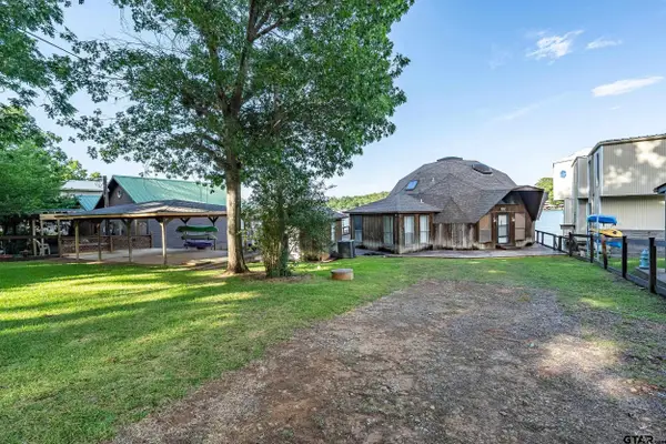 2644 Aqua Vista, Jacksonville,  75766