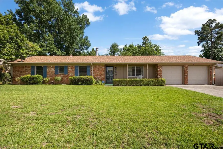 2929 Fairfax Dr, Tyler, TX 75701 - #2