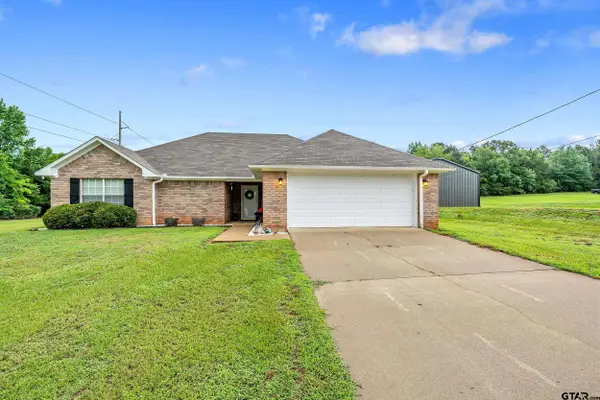 328 County Road 4220, Jacksonville,  75766