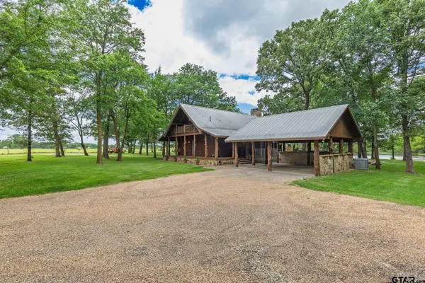 609 County Road 2421, Como,  75431