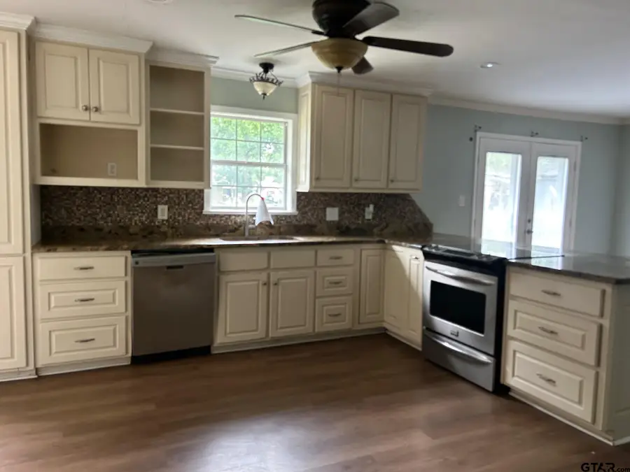 209 Lone Star Rd, Trinidad, TX 75163 - #2