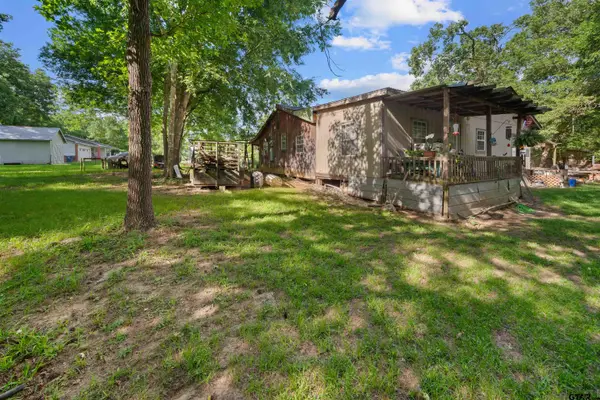 2909 Laura Lee Ln, Kilgore, TX 75662