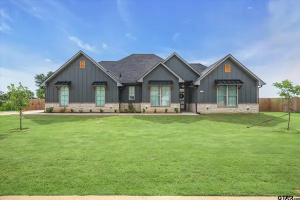 12457 Maplewood Drive, Lindale, TX 75771