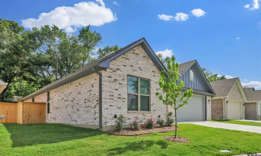 3061 Guinn Farms Rd, Tyler, TX 75707 - #2