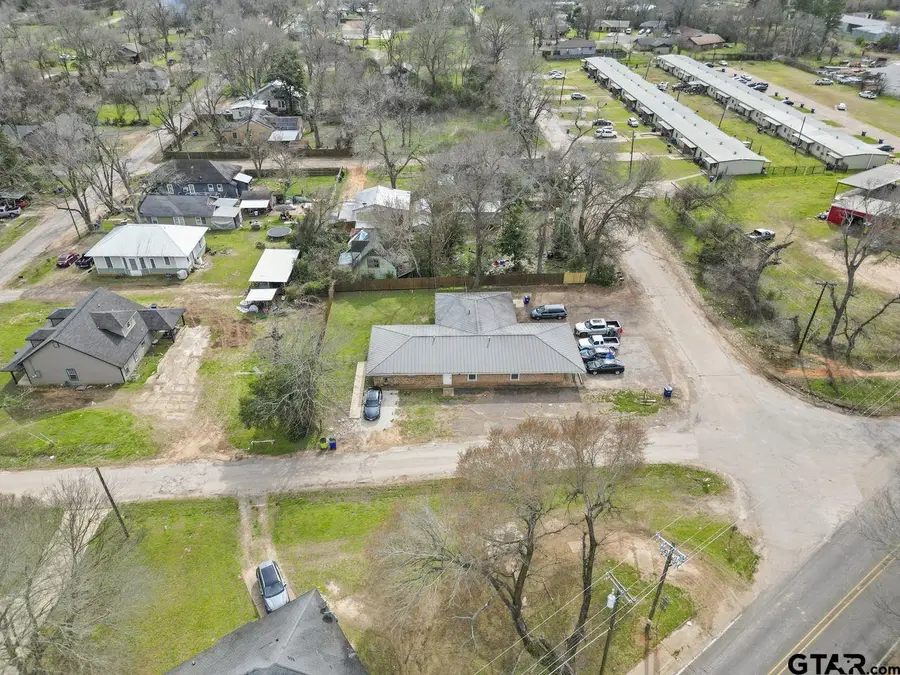 300 Cedar Street, Crockett, TX 75835 - #2