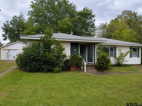1017 Deaton St, Jacksonville, TX 75766