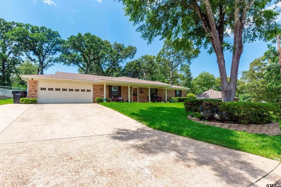 1011 Camille Dr, Longview, TX 75605 - #2