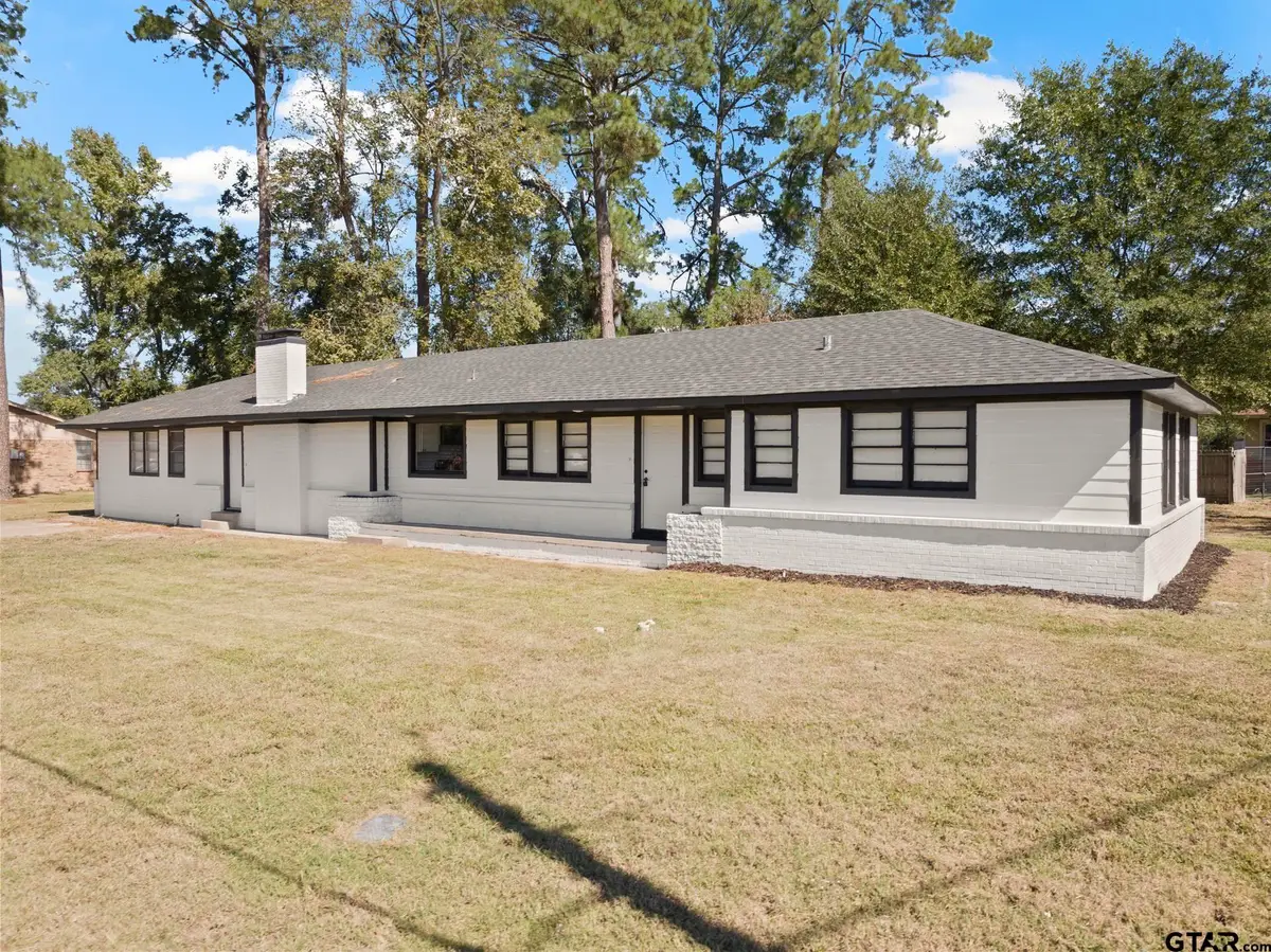 700 W Broadway Street, Winnsboro, TX 75494 - #1