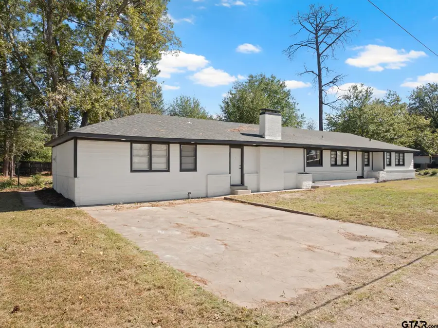 700 W Broadway Street, Winnsboro, TX 75494 - #2