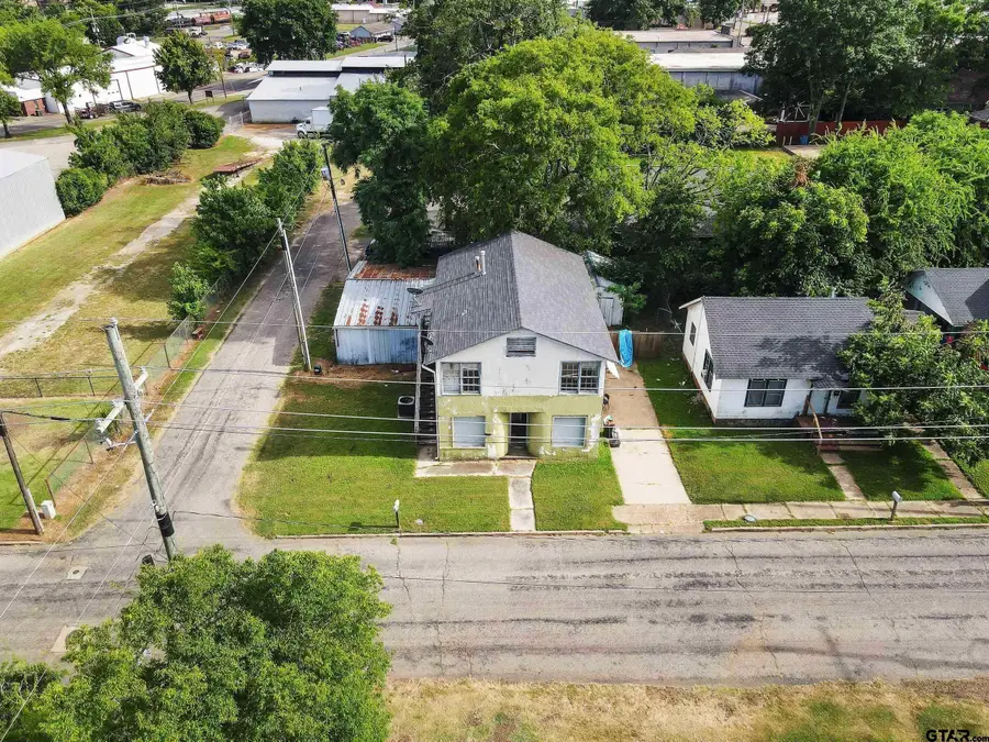 206 E 9th, Mount Pleasant, TX 75455 - #3