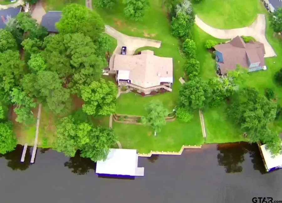 3073 East Lake Dr., Gladewater, TX 75647 - #3