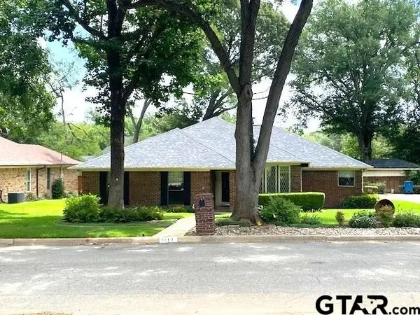 1117 Hillside Drive, Athens,  75751