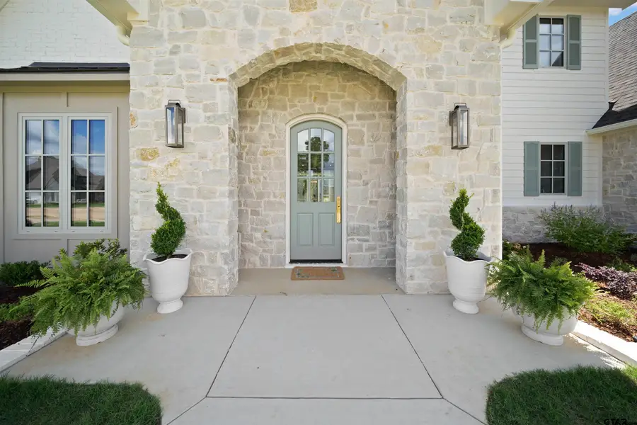 12366 Harlon St, Flint, TX 75762 - #2