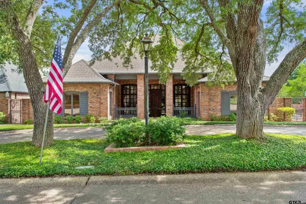 612 Rosemont Place II, Tyler, TX 75701