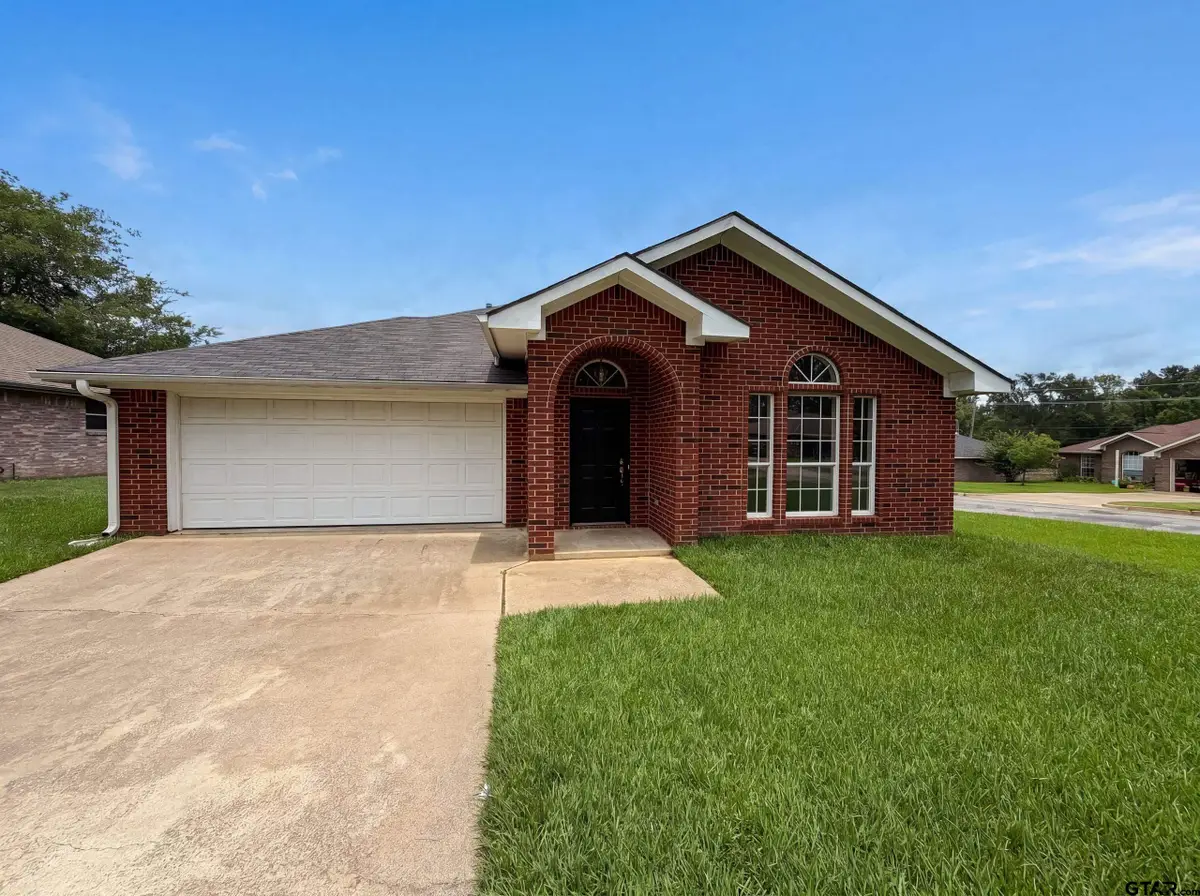 10740 Southern Trace Cir, Flint, TX 75762 - #1