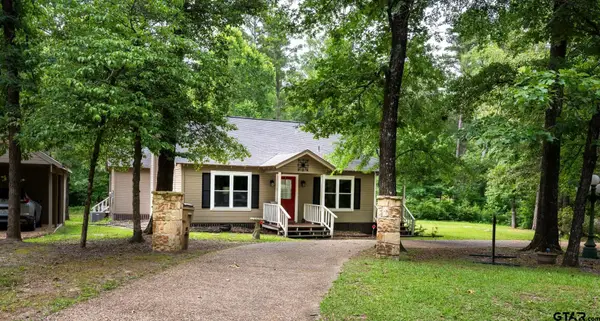 114 Butternut Glen, Holly Lake Ranch, TX 75765