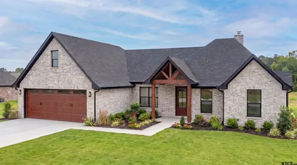 404 Small Oaks Road, Kilgore,  75662