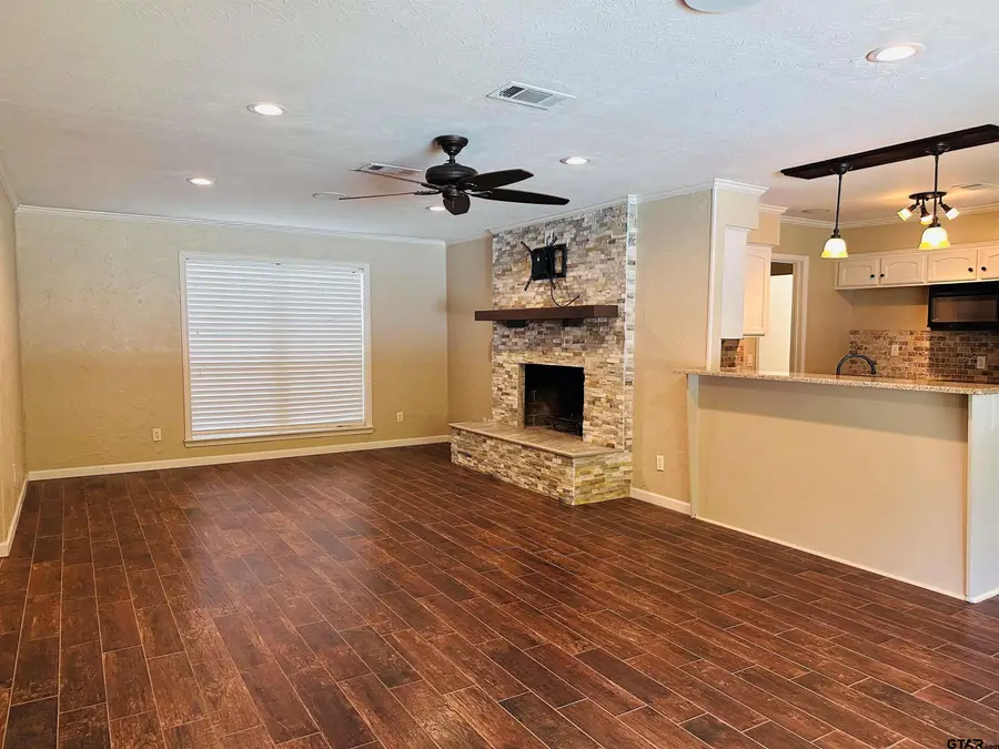 3307 Bogota, Athens, TX 75752 - #2