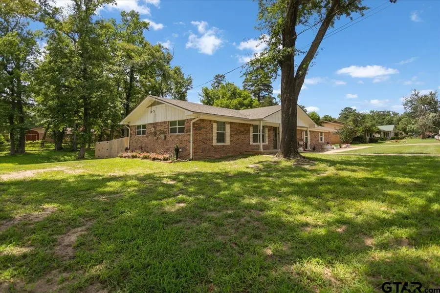 413 Angelina, Jacksonville, TX 75766 - #2