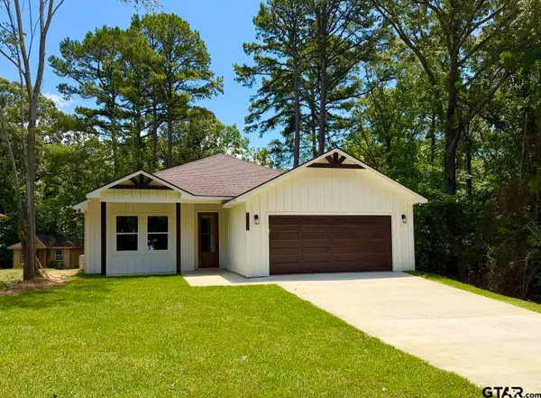 18503 Enchanted Woods, Flint,  75762