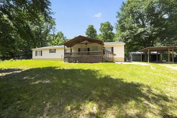 350 County Road 3911, Jacksonville,  75766