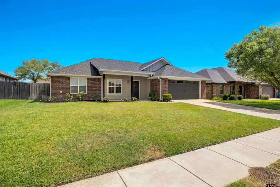 411 Harrell, Chandler, TX 75758 - #3