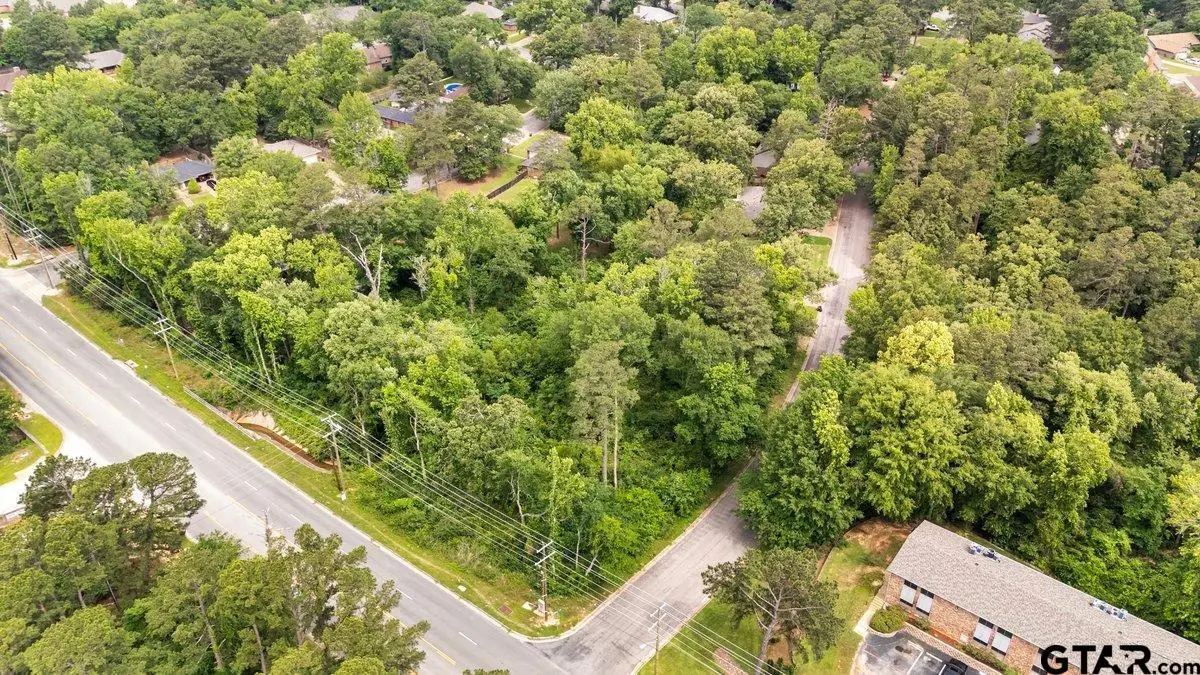 4933 Kirkcaldey Dr, Tyler, TX 75703 - #1