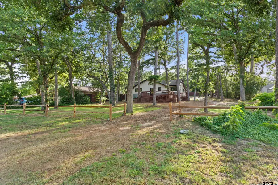 414 E Hideaway Ln, Hideaway, TX 75771 - #2